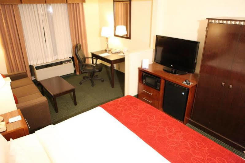 Comfort Suites Денвер Экстерьер фото